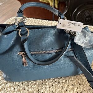 Guess Elegant Blue Leather Handbag